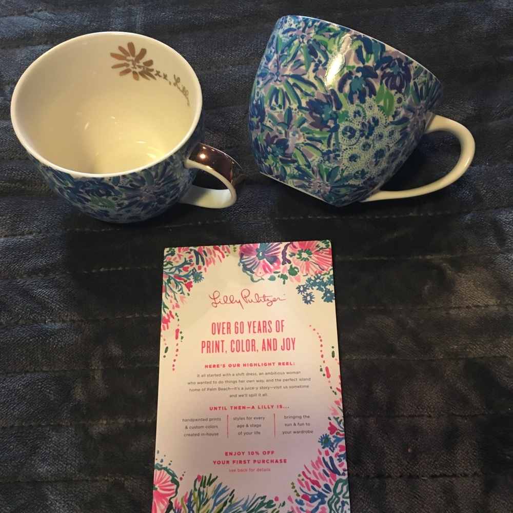 Lilly Pulitzer set 2 mugs